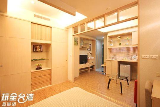 85 Happy Holiday Otel Kaohsiung Dış mekan fotoğraf