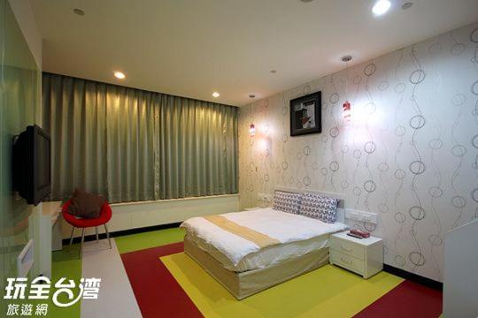 85 Happy Holiday Otel Kaohsiung Dış mekan fotoğraf