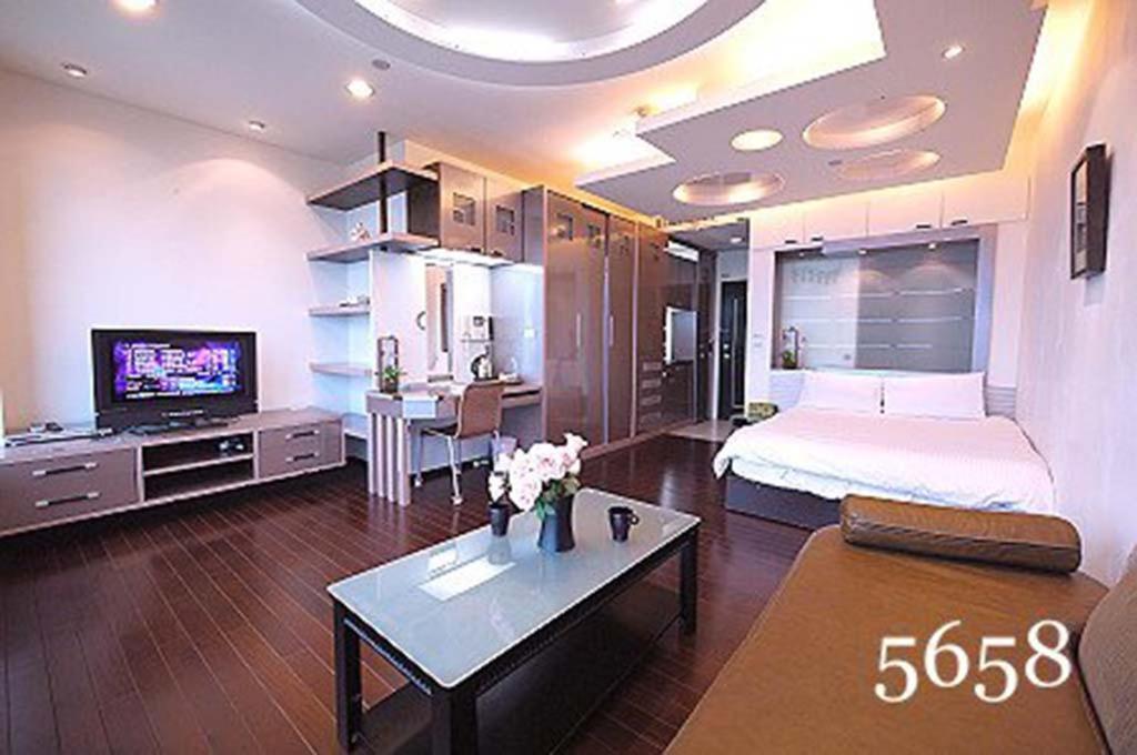 85 Happy Holiday Otel Kaohsiung Dış mekan fotoğraf